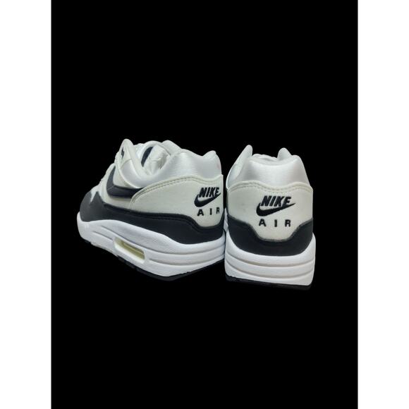 Nike Air Max 1 women's size 7 black and white tennis shoes NEW - Picture 3 of 6